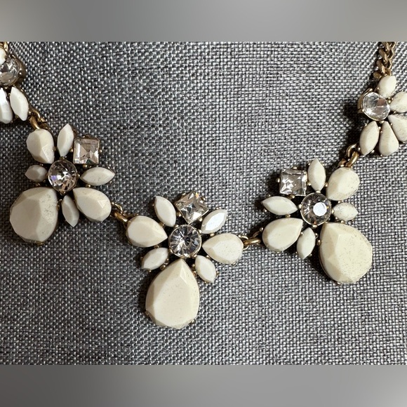 J CREW Rhinestone & Milky/Ivory Necklace - Picture 4 of 8